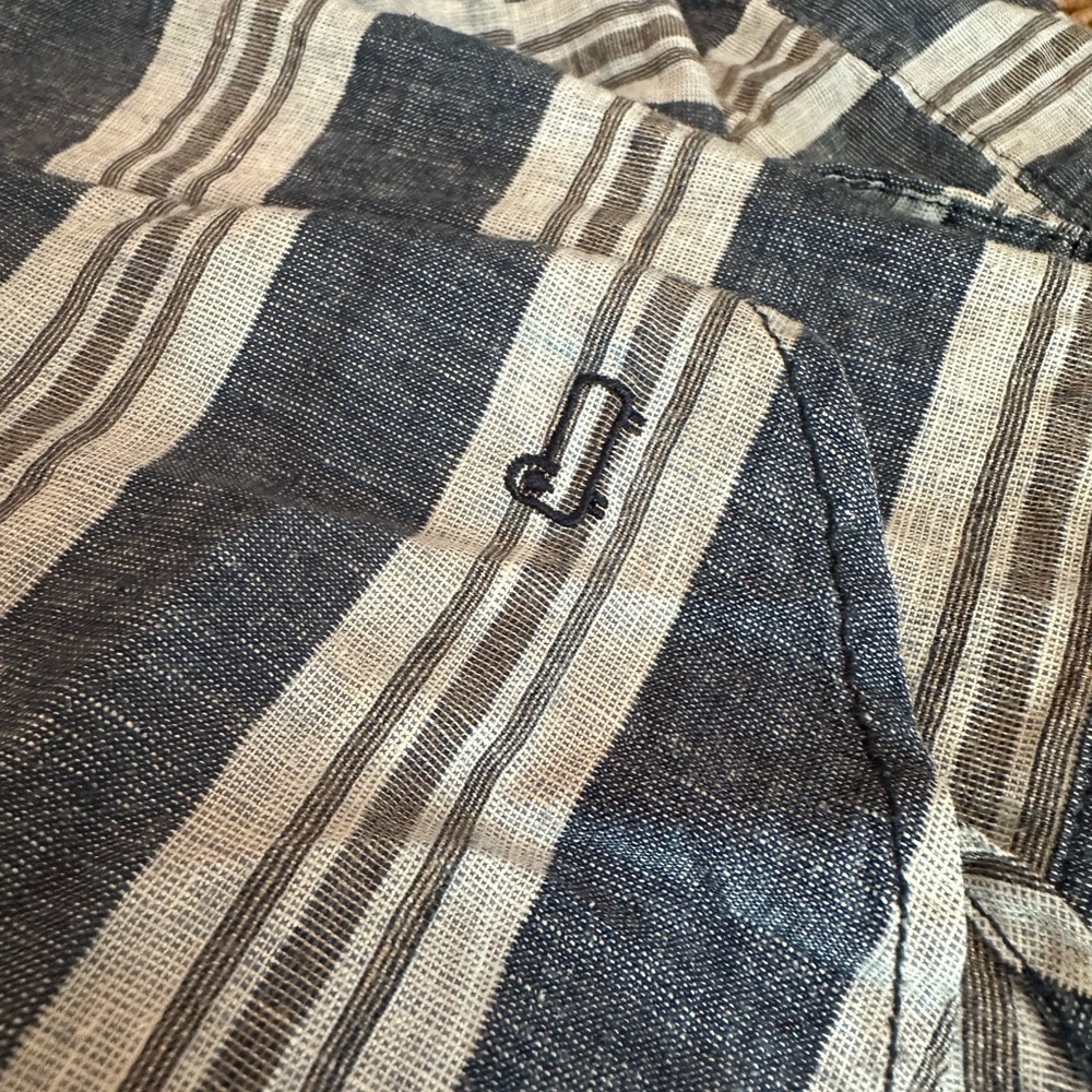 Men’s Woolrich Navy and White Striped linen hoodie
